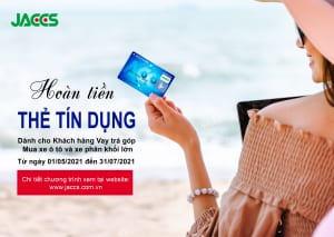 Summer traveler asian woman with credit card mockup travel in be